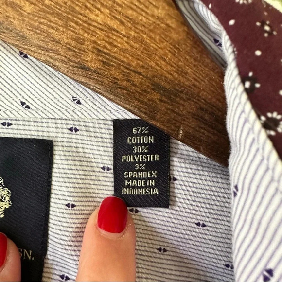 U.S. Polo Assn. long sleeve button down shirt. Size XL. Maroon with prin… - Picture 5 of 9